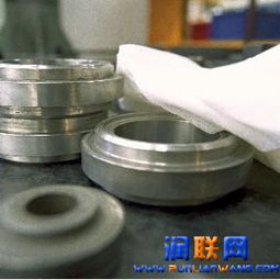 全能型無塵擦拭布價格優(yōu)化方案 - 潤聯(lián)工業(yè)品專家粘塵布解析